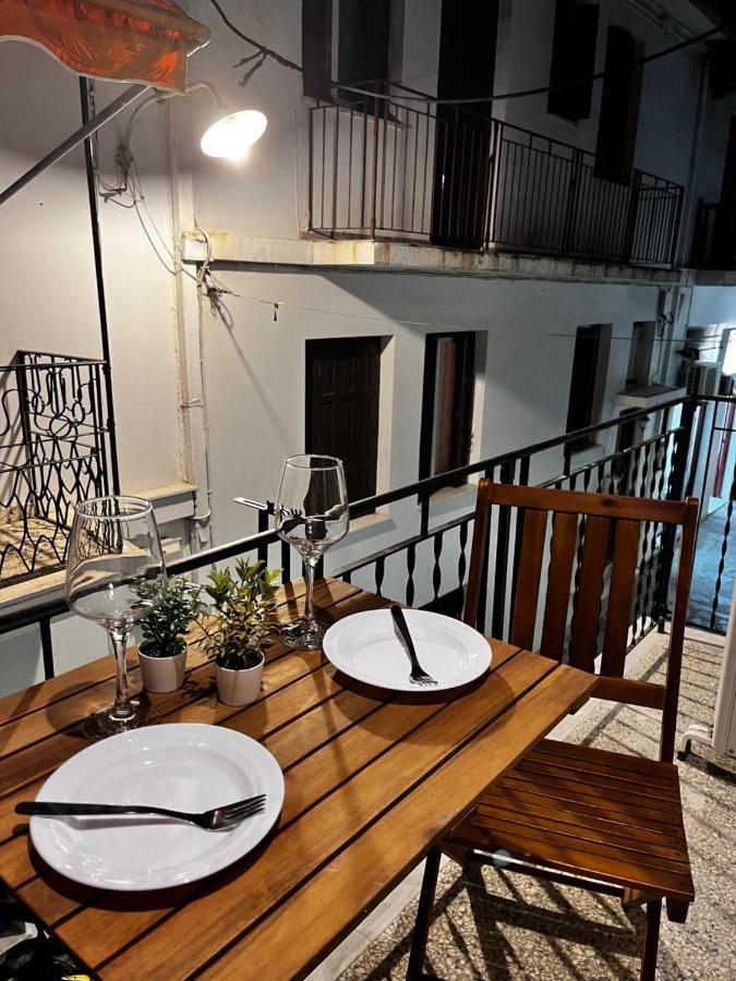 Orfeas Luxury Rooms & Studio Skopelos Exterior foto
